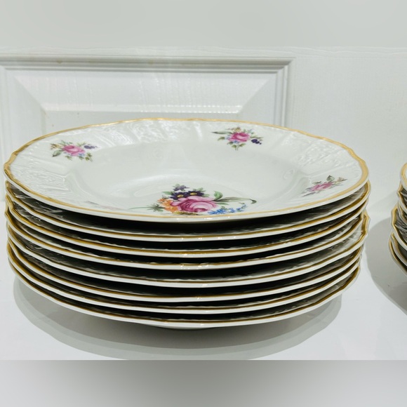 Vintage Bernadotte  Czechoslovakia Fine Porcelain  ‘SONATA’ Plates & Bowls - Picture 4 of 9